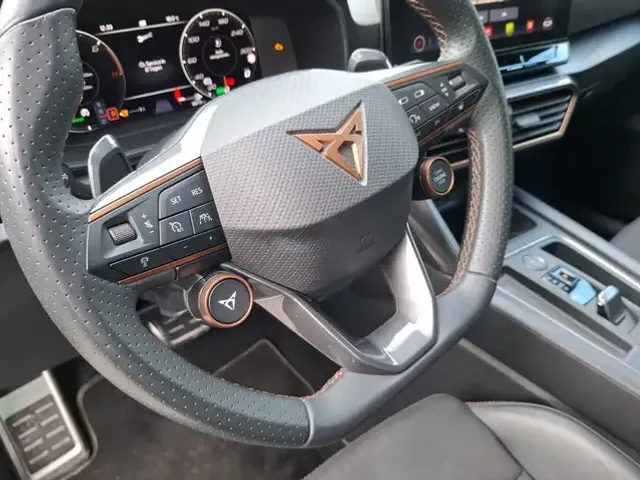 CUPRA Leon