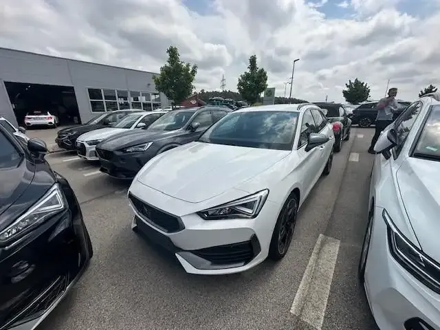 CUPRA Leon