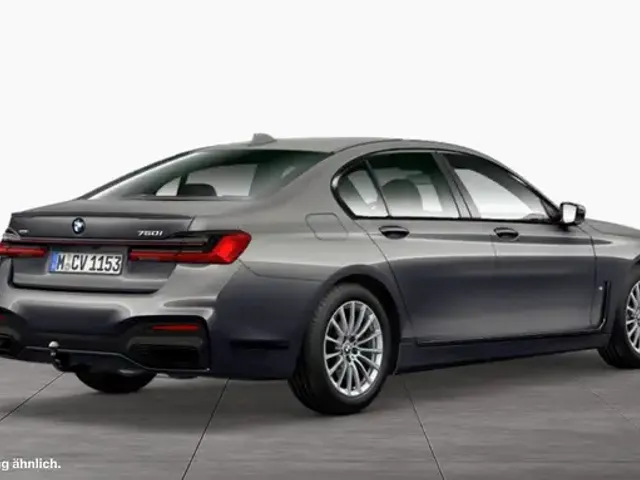 BMW 750