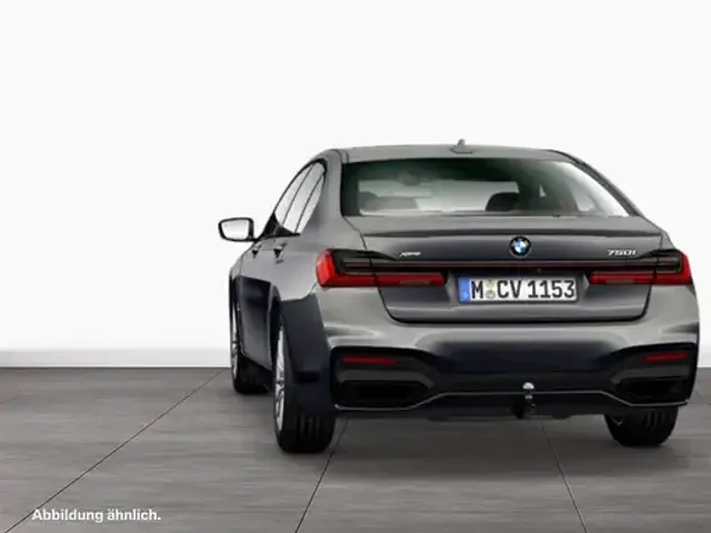 BMW 750