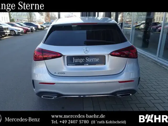 Mercedes-Benz A 200