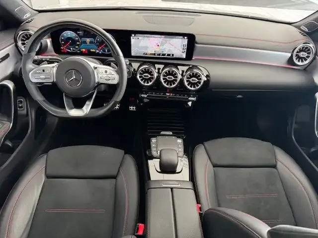 Mercedes-Benz CLA 250