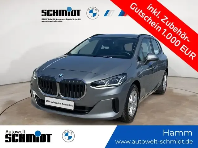 BMW 225
