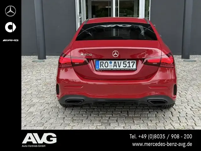Mercedes-Benz A 200