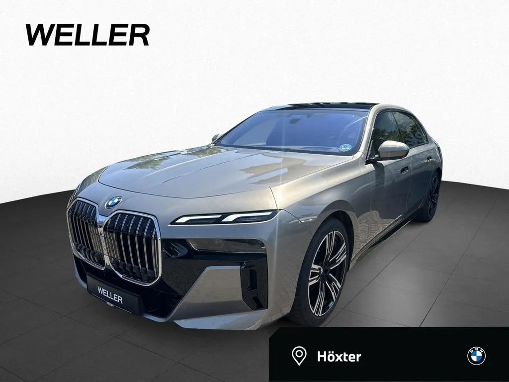 BMW 740