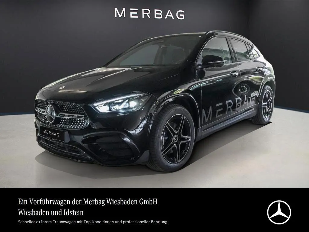 Mercedes-Benz GLA 200
