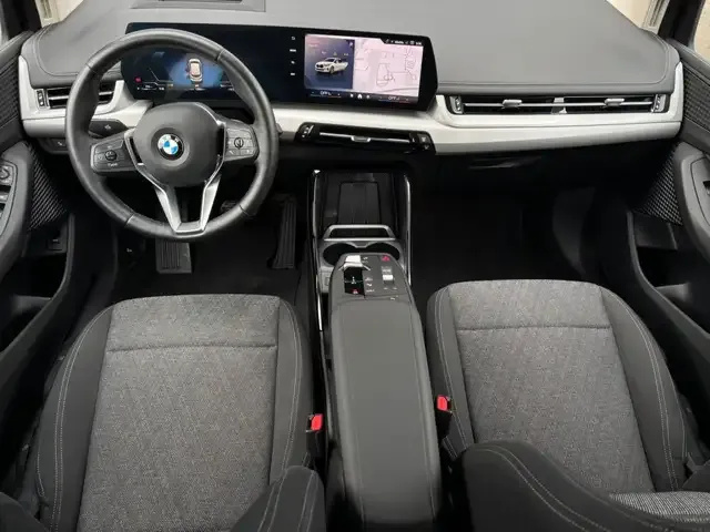 BMW 216