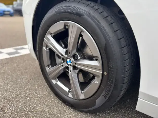 BMW 216