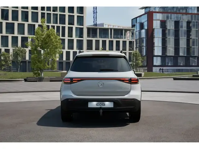 Mercedes-Benz EQB 350