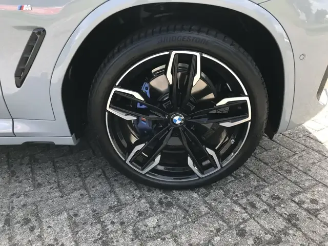 BMW X4 M