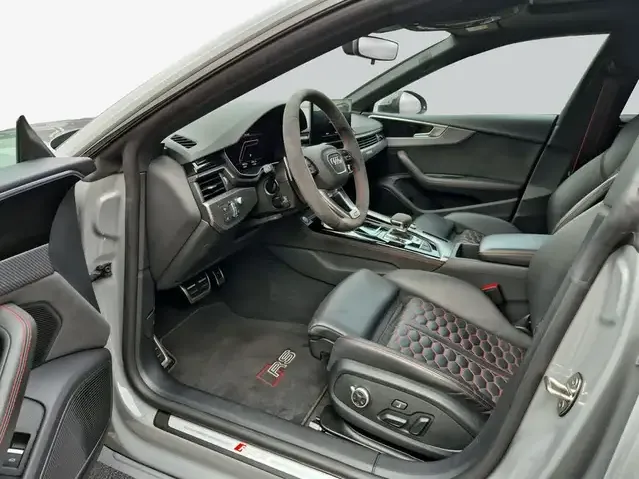 Audi RS5
