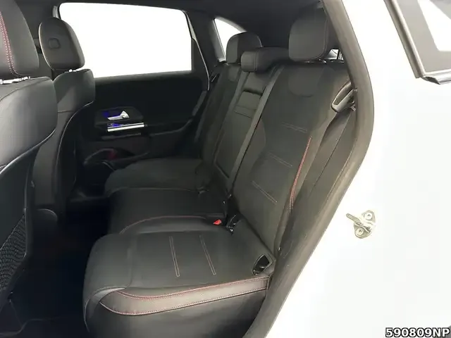 Mercedes-Benz B 220