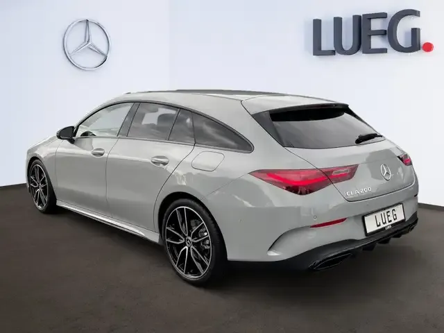 Mercedes-Benz CLA 200