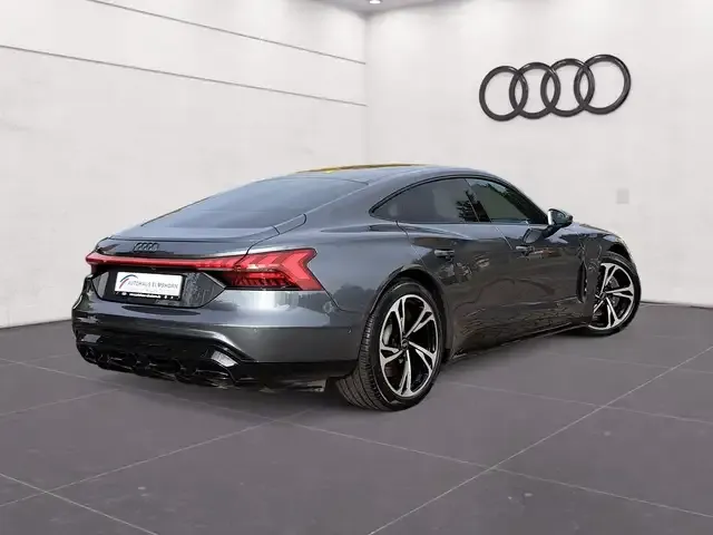 Audi e-tron GT