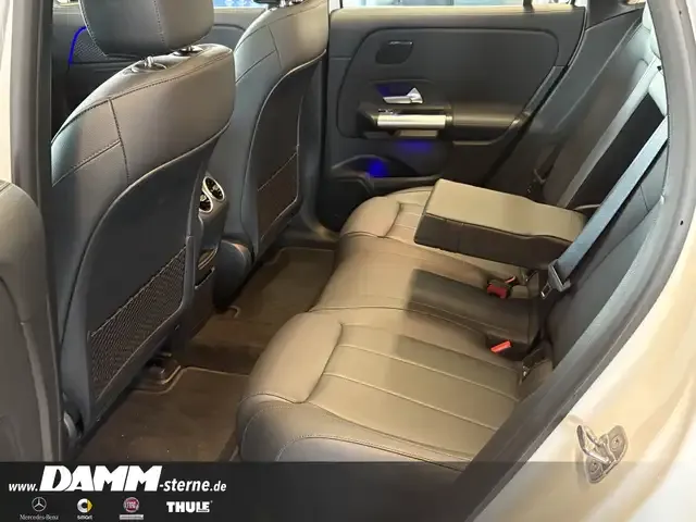 Mercedes-Benz EQA 300