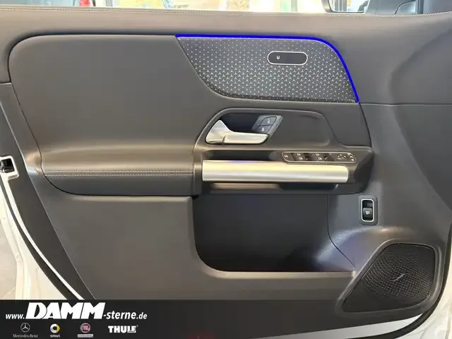 Mercedes-Benz EQA 300