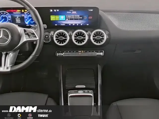 Mercedes-Benz EQA 300