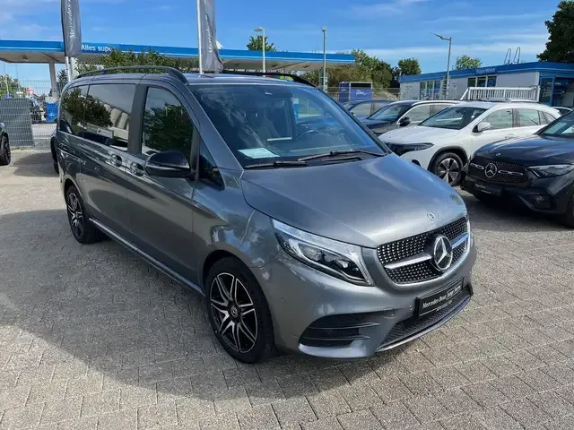 Mercedes-Benz V 250