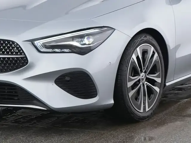 Mercedes-Benz CLA 180