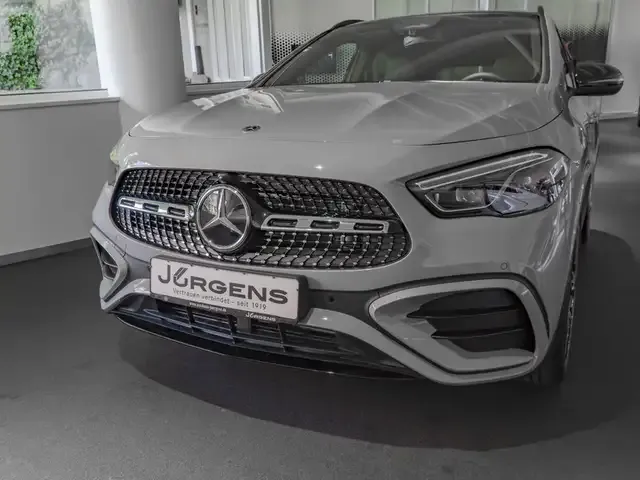 Mercedes-Benz GLA 250