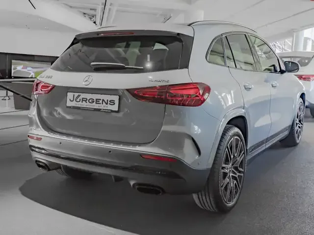 Mercedes-Benz GLA 250