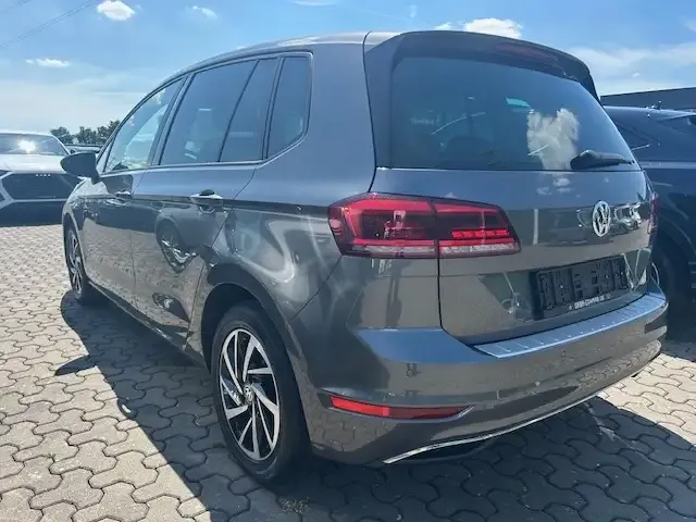 Volkswagen Golf Sportsvan