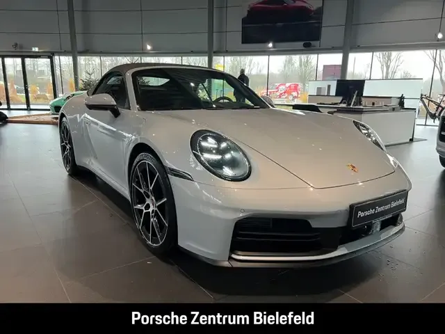 Porsche 992