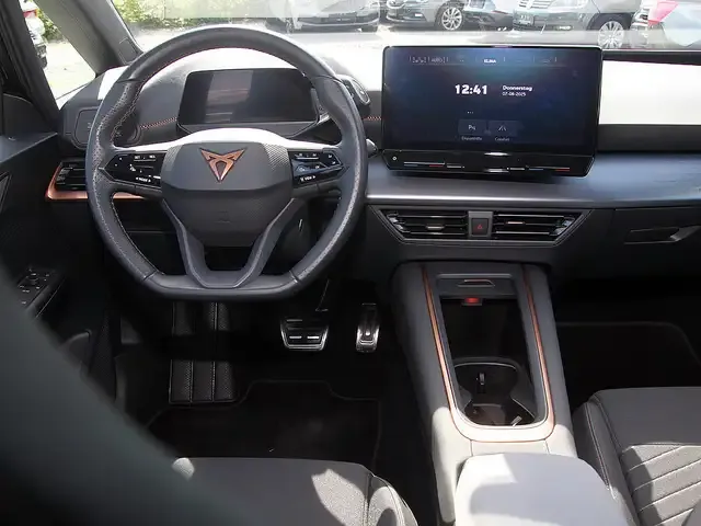 CUPRA Born