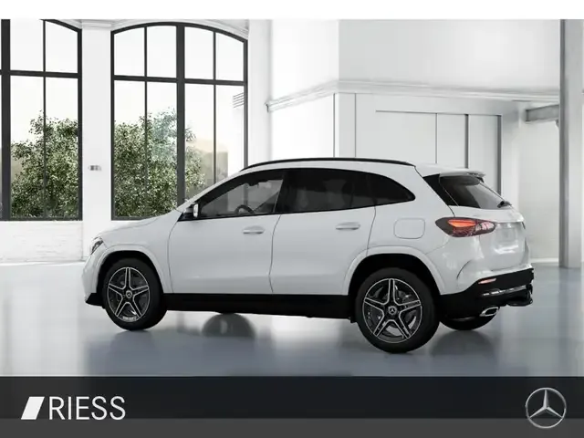 Mercedes-Benz GLA 200