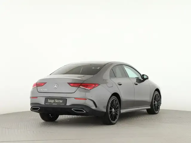 Mercedes-Benz CLA 250