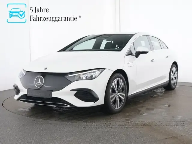 Mercedes-Benz EQE 300