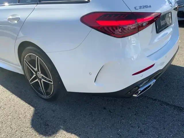 Mercedes-Benz C 220