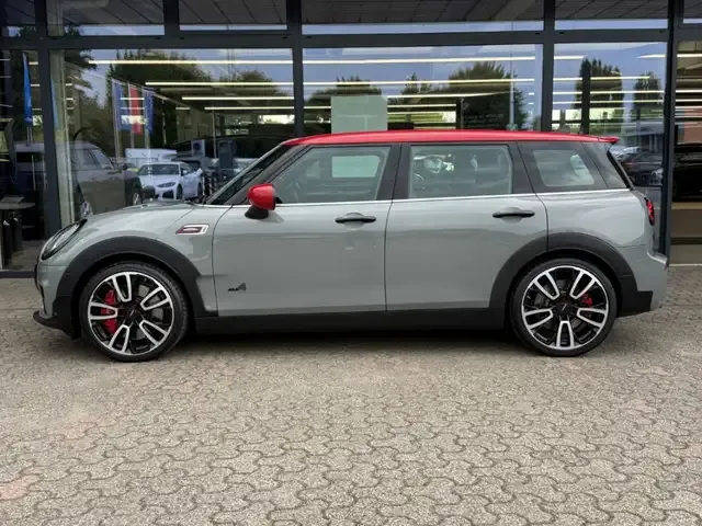 MINI John Cooper Works Clubman