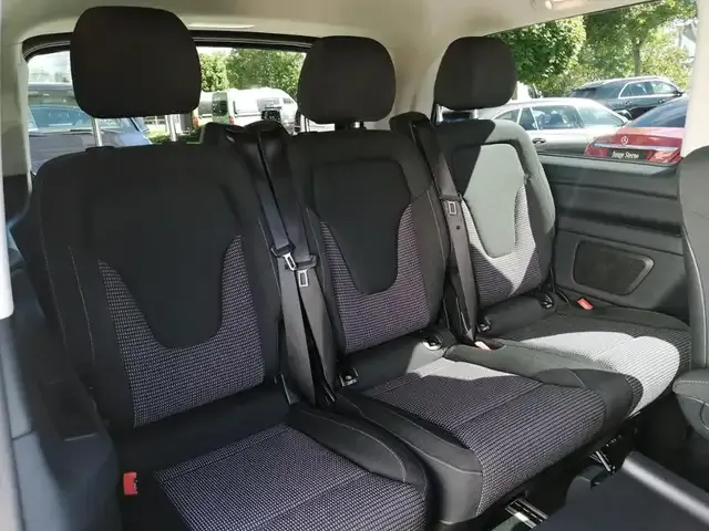 Mercedes-Benz EQV 300