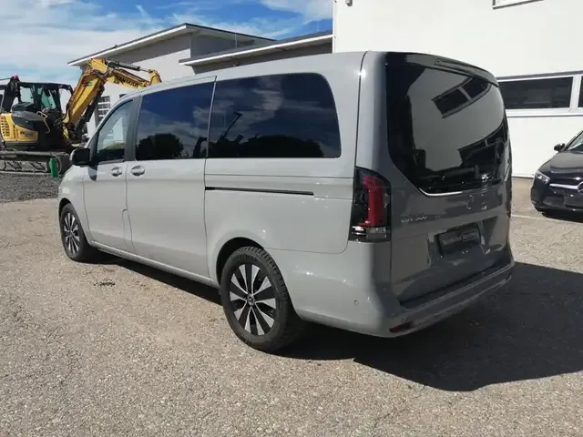 Mercedes-Benz EQV 300