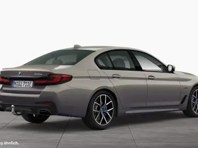 BMW 530