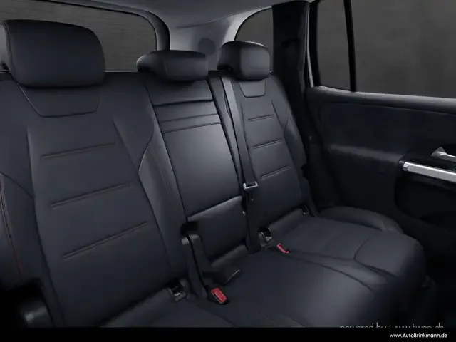 Mercedes-Benz GLB 200