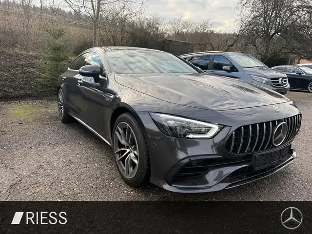 Mercedes-Benz Sonstige