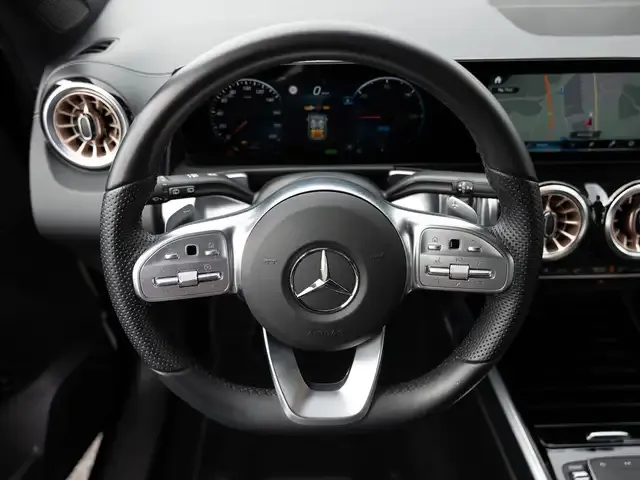 Mercedes-Benz EQB 350
