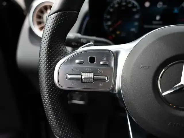Mercedes-Benz EQB 350
