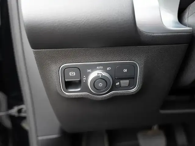 Mercedes-Benz EQB 350