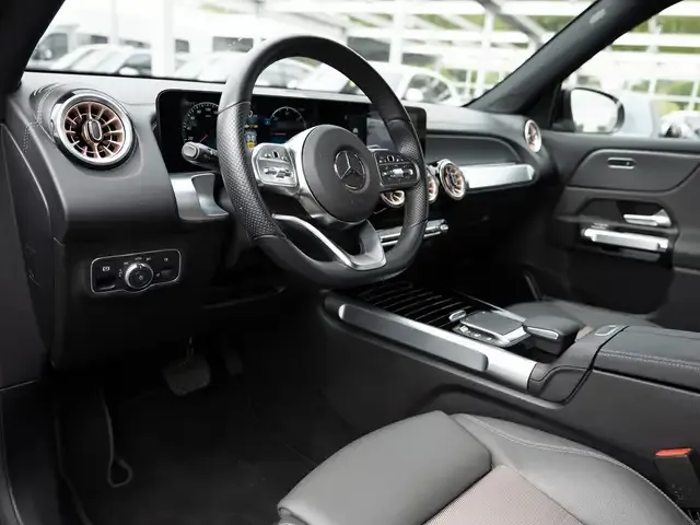Mercedes-Benz EQB 350