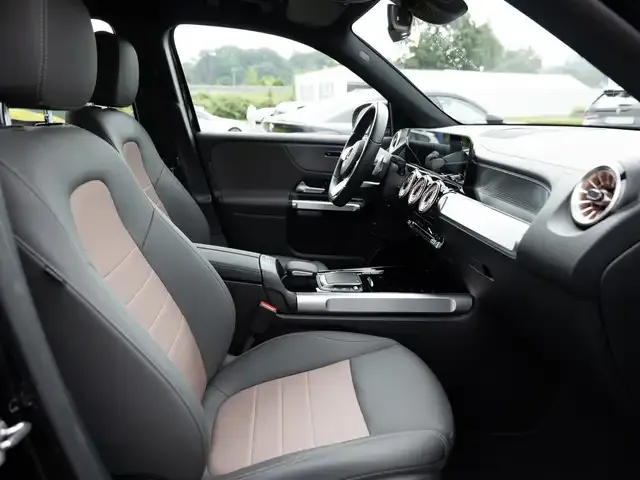 Mercedes-Benz EQB 350