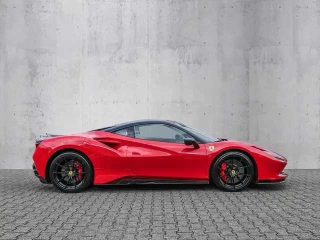 Ferrari F8 Tributo