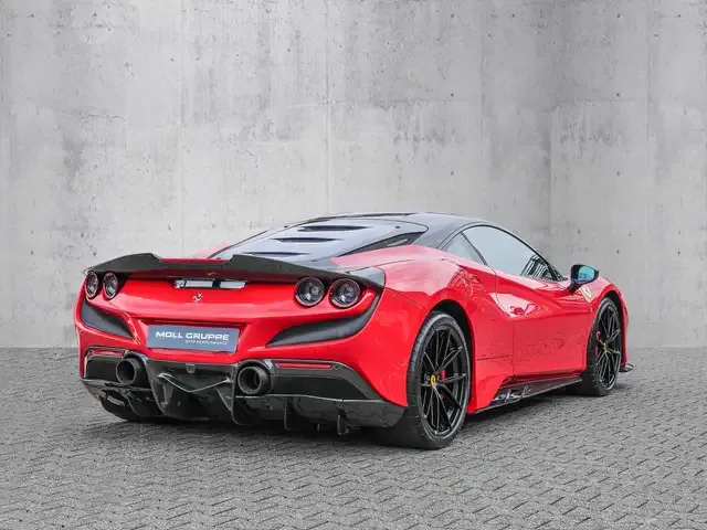 Ferrari F8 Tributo