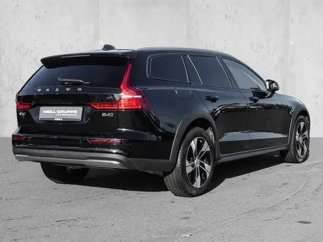 Volvo V60 Cross Country