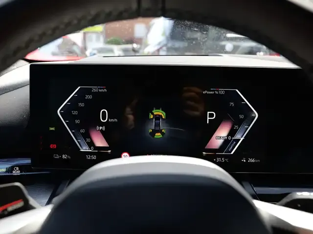 BMW i5