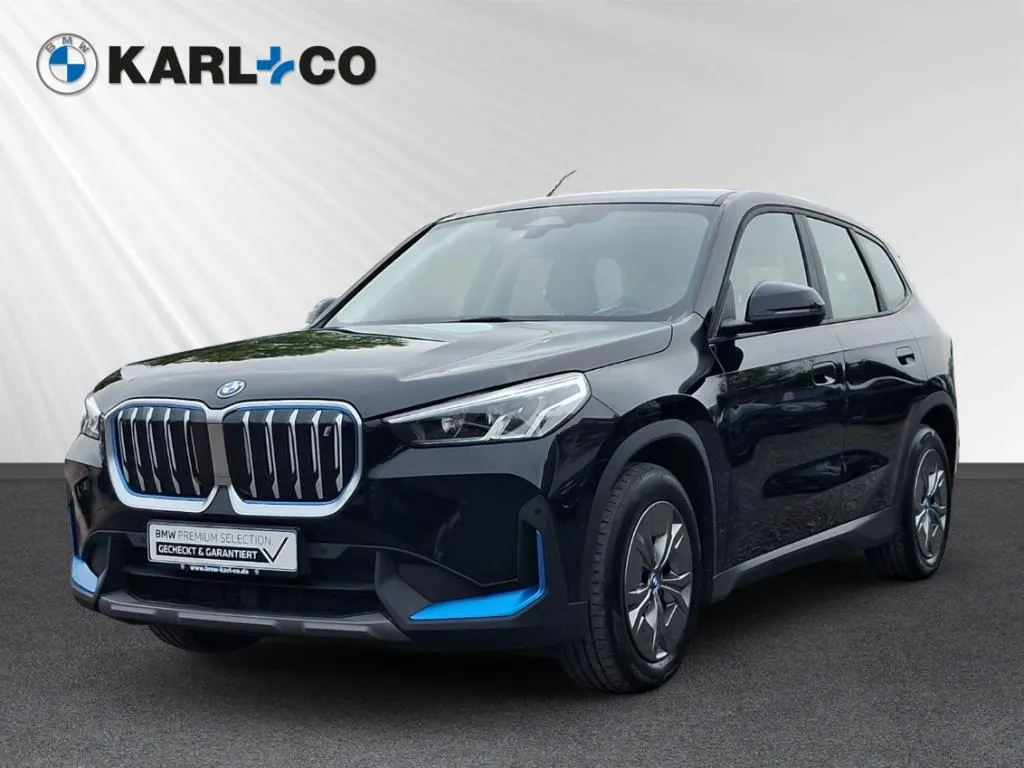 BMW iX1