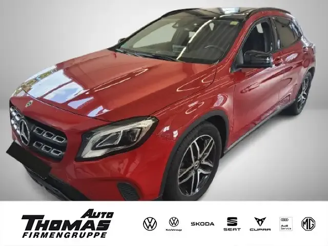 Mercedes-Benz GLA 200