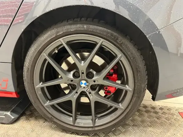 BMW 128